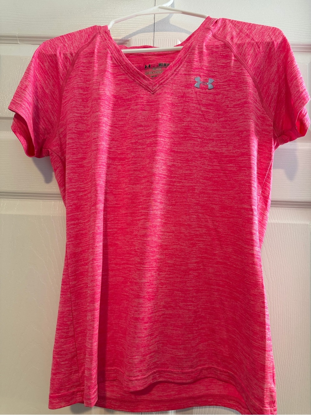 Under Armour Heathered Pink V-Neck Short Sleeve Performance Tee